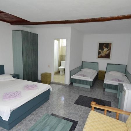 Hotel Vila Rara Costinesti Exterior foto